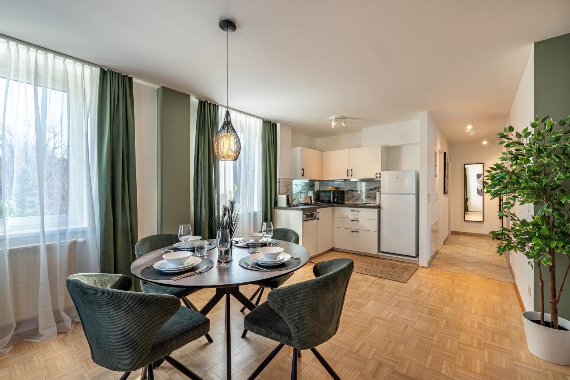 Stadtapartments Luna By Cosy Homes วิลลาค ภายนอก รูปภาพ